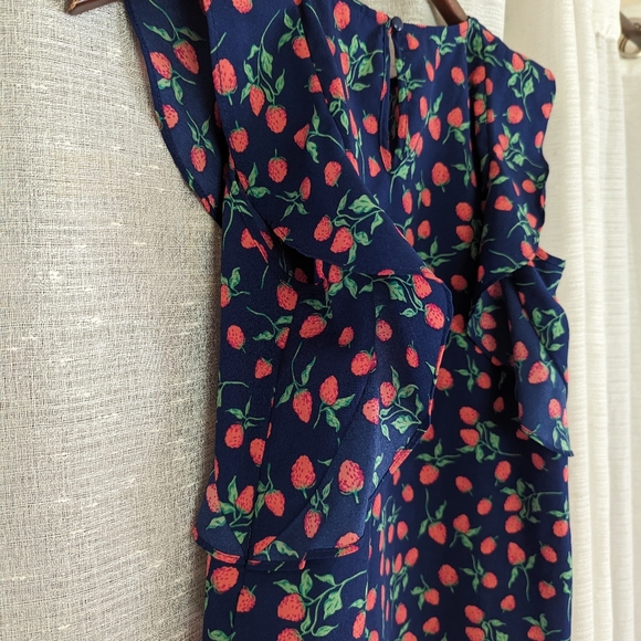 Juicy Couture strawberry pattern top size small - Picture 7 of 8